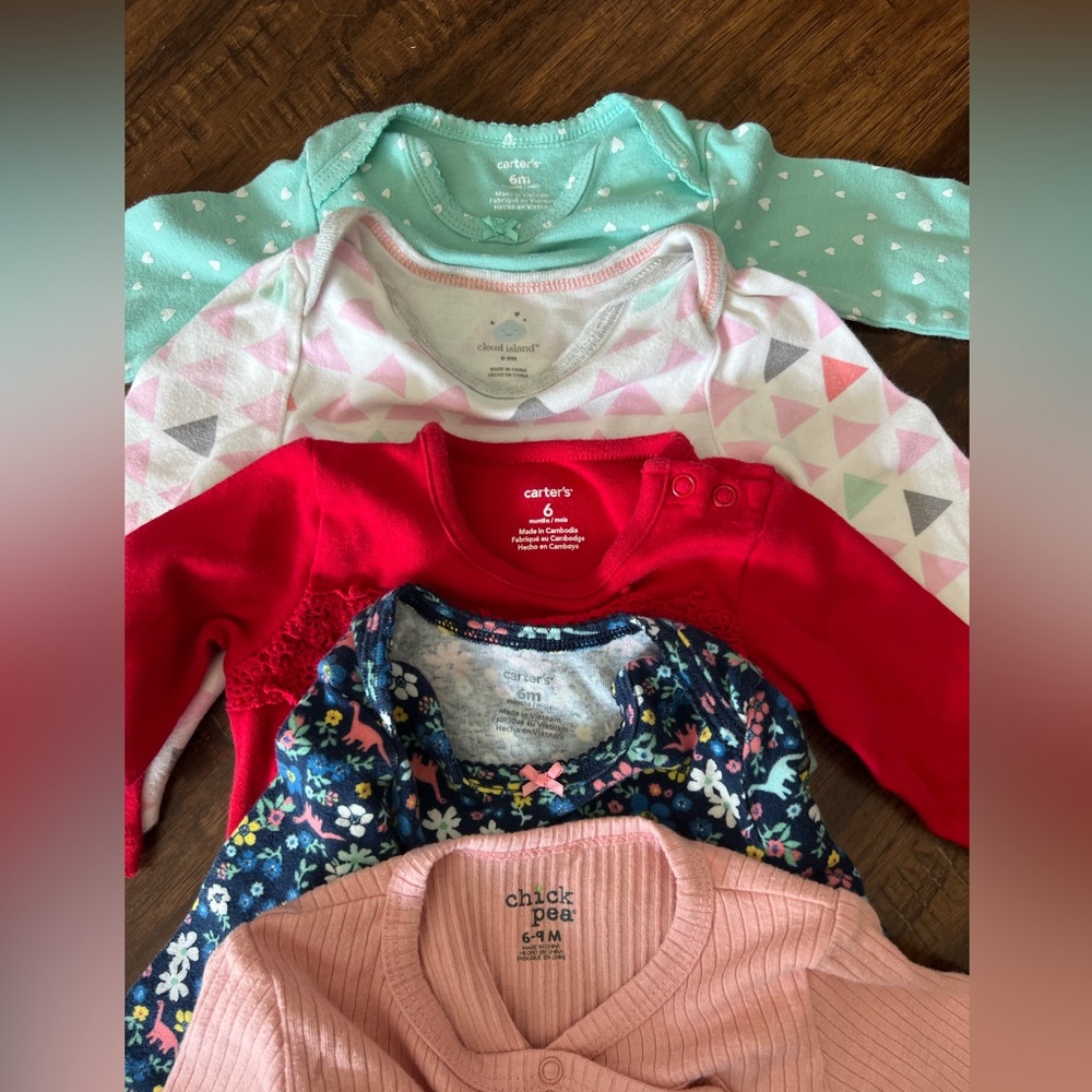 6 month long sleeve onesies - Picture 2 of 2
